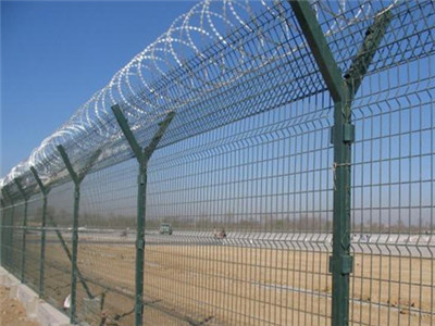 刀片刺網(wǎng)和勾花網(wǎng)搭配 刀片刺網(wǎng)和勾花網(wǎng)搭配